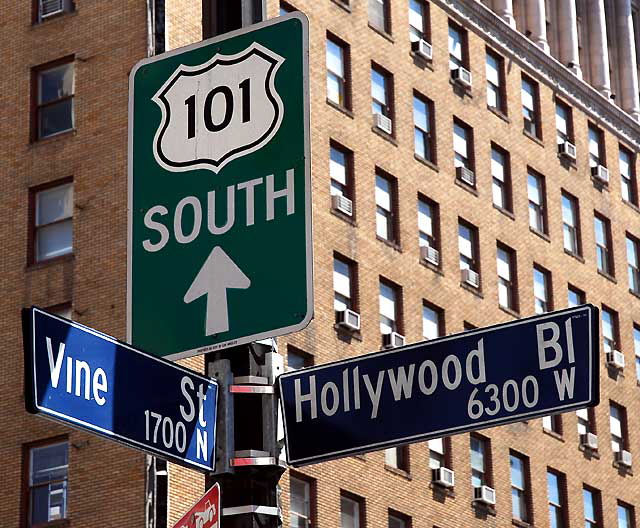 Hollywood and Vine, Taft Building