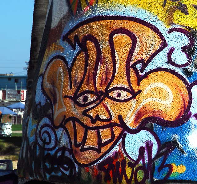 Face - Graffiti Wall at Venice Beach