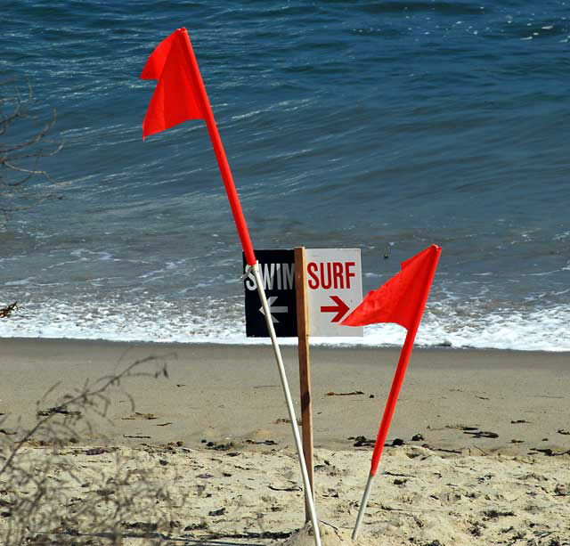 Rip Tide Warning Flags, Surfrider Beach, Malibu
