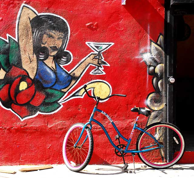 Bicycle at tattoo parlor, Venice Beach