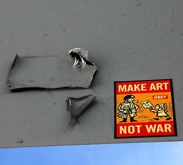 Make Art Not War sticker, Hollywood Boulevard at Virgil