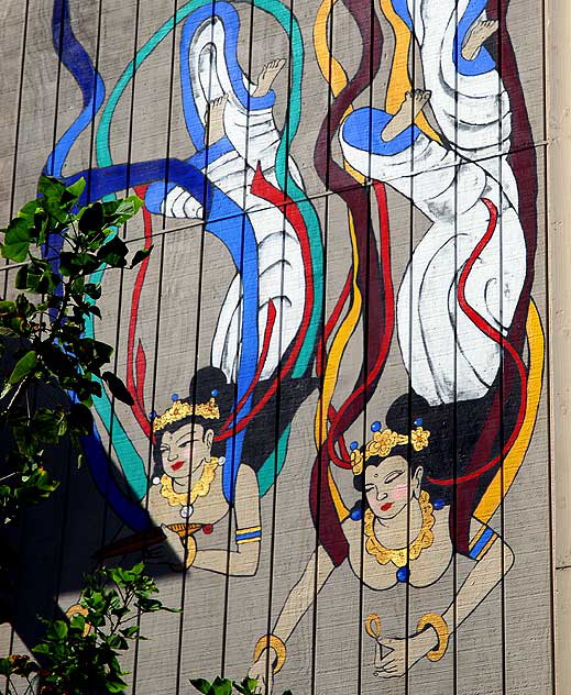 Thai mural on apartment building at Sunset Avenue at Speedway, Venice Beach