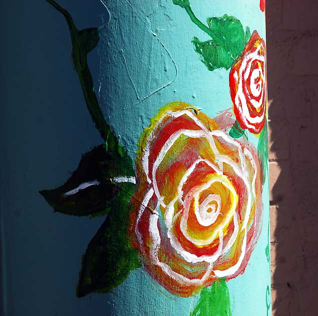 Painted column at the Cadillac Hotel in Venice Beach