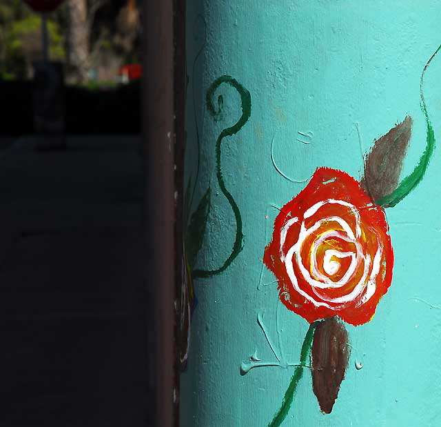 Painted column at the Cadillac Hotel in Venice Beach