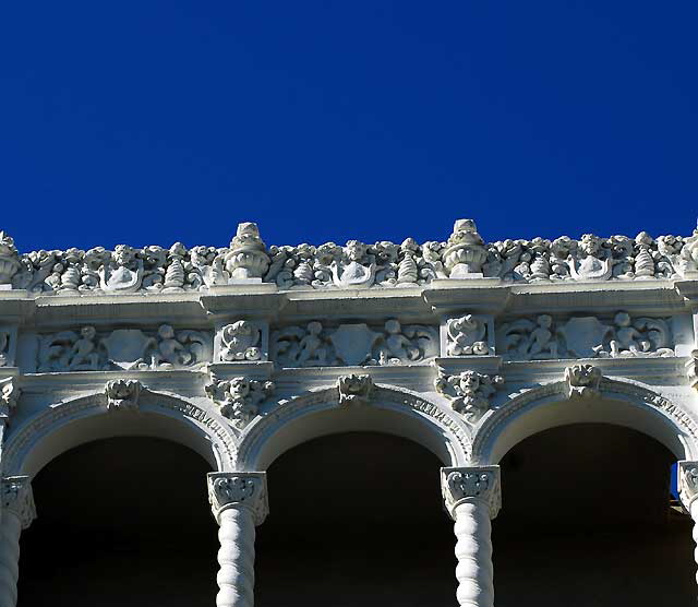 The La Leyenda Apartments, 1737 North Whitley, from 1926 - 