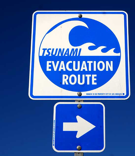 Tsunami Evacuation Route, sign on Pacific Avenue, Venice Beach