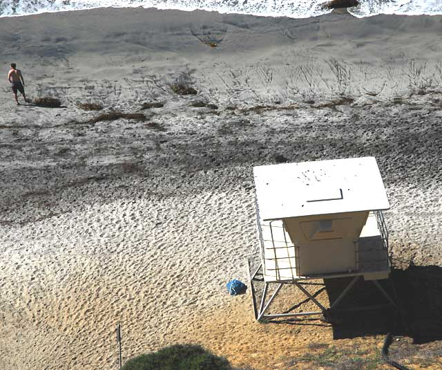 Beach at the bottom of the cliffs, where Leucadia Boulevard ends at Neptune Avenue, Leucadia/Encinitas