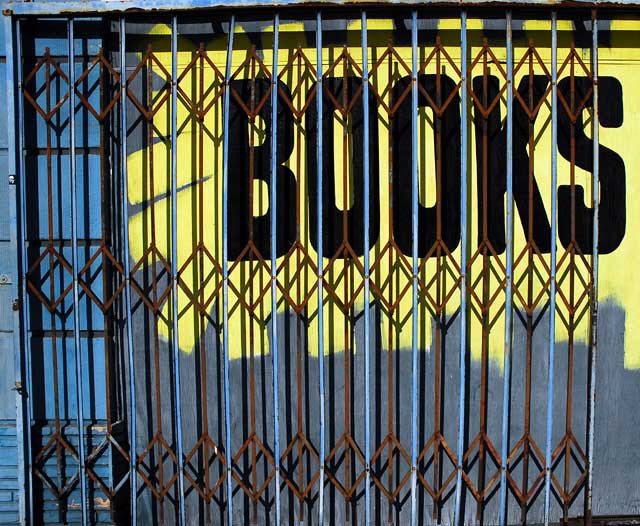 Used bookstore, Melrose and La Brea