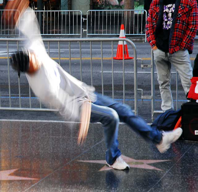 Break Dancer, Hollywood Boulevard, Monday, November 22, 2010