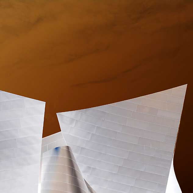 Winter sun at the Walt Disney Concert Hall, 111 South Grand Avenue, downtown Los Angeles
