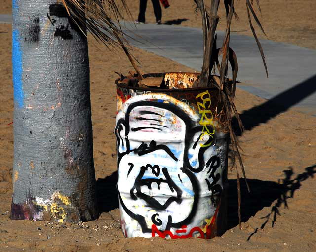 Graffiti area on Venice Beach, Monday, December 27, 2010