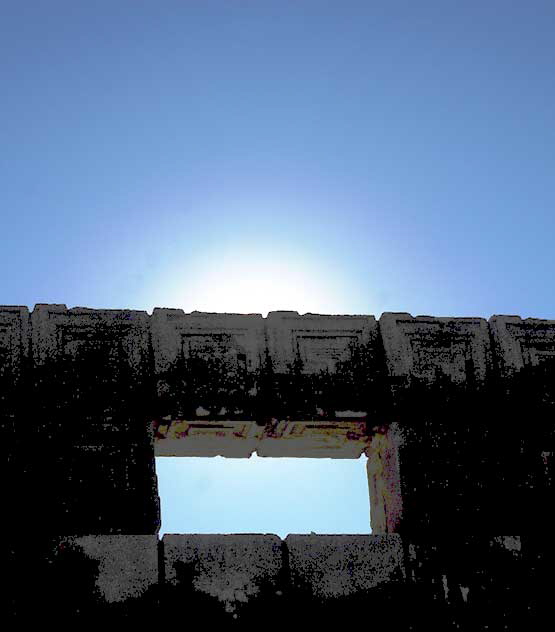 Frank Lloyd Wright's 1924 Ennis House, 2607 Glendower Avenue, Los Angeles (Los Feliz) - photographed Tuesday, January 4, 2011