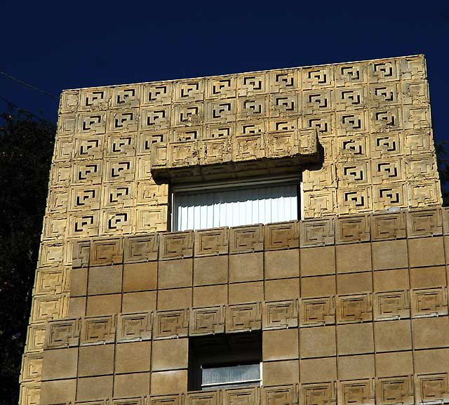 Frank Lloyd Wright's 1924 Ennis House, 2607 Glendower Avenue, Los Angeles (Los Feliz) - photographed Tuesday, January 4, 2011