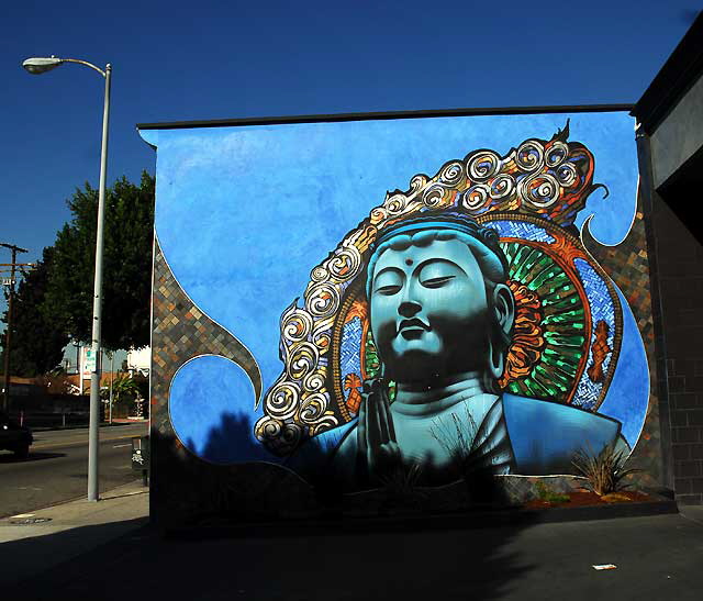 Mural work at Western Avenue at Marathon - El Mac and Retna - photographed Monday, January 17, 2011