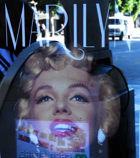 Marilyn Monroe, window of Larry Edmunds Movie Memorabilia, Hollywood Boulevard