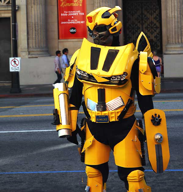 "Transformers" impersonator, Hollywood Boulevard 