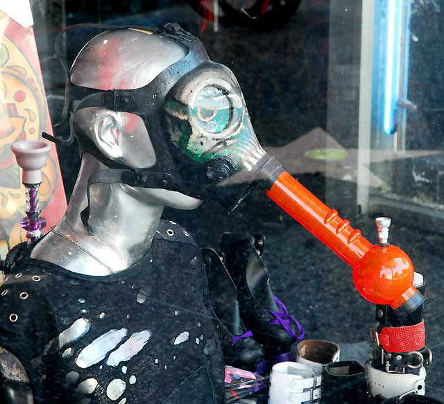 Bong Mask, shop window on Hollywood Boulevard