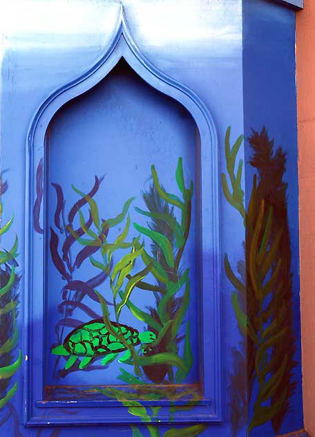 Mural at the aquarium under the Santa Monica Pier