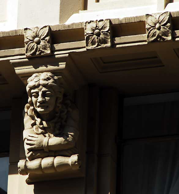 Detail, the Equitable Building ay Hollywood and Vine