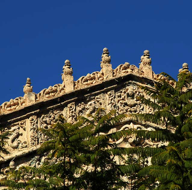 The Baine Building at 6605 Hollywood Boulevard 