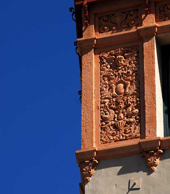 Spanish Colonial Revival building, southeast corner of Dunsmuir and Wilshire Boulevard