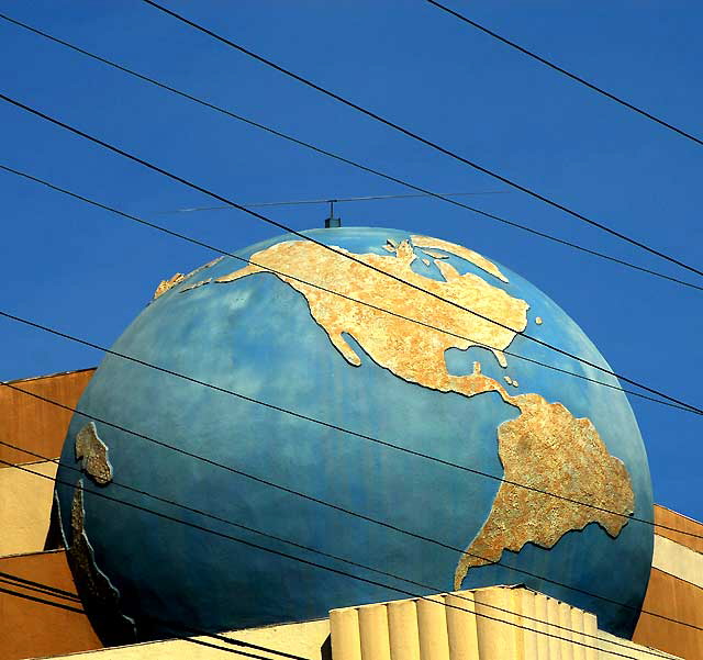 RKO Globe, Melrose Avenue at Gower 