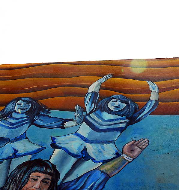 Detail of the 1991 mural by Annie Sperling, A Mural Dedicated to Peace ("Silver Lake Mi Amor") - Sunset Boulevard and Hyperion