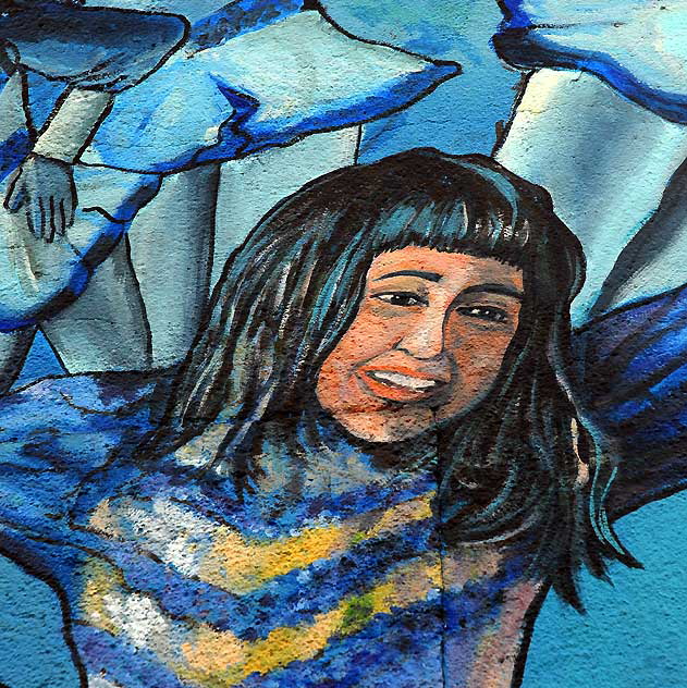 Detail of the 1991 mural by Annie Sperling, A Mural Dedicated to Peace ("Silver Lake Mi Amor") - Sunset Boulevard and Hyperion