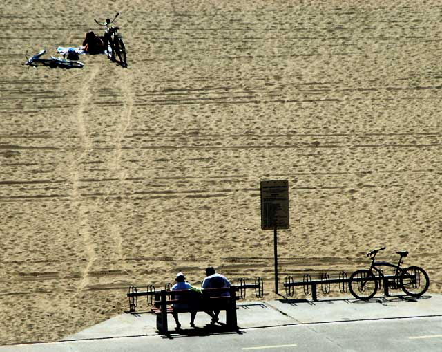 Santa Monica Beach, Wednesday, March 16, 2011