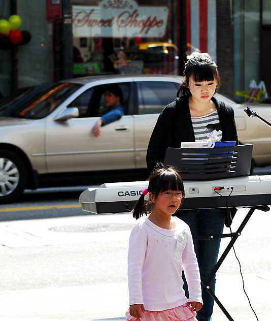 Asian Singers, Hollywood Boulevard, Tuesday, March 29, 2011