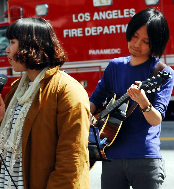 Asian Singers, Hollywood Boulevard, Tuesday, March 29, 2011