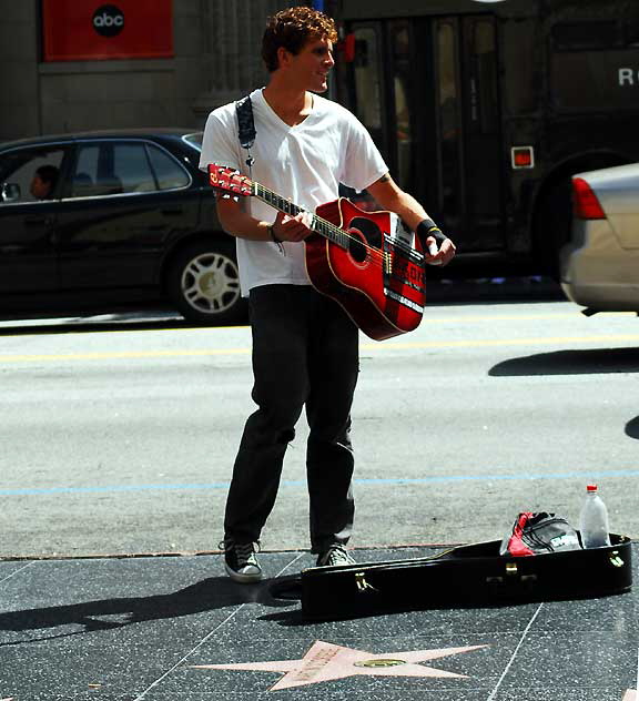 Left-Handed Guitarist, Hollywood Boulevard, Tuesday, March 29, 2011