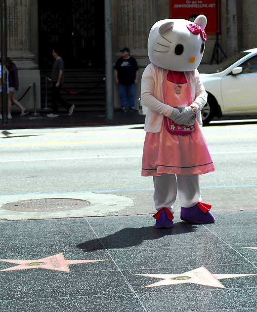 Hello Kitty, Hollywood Boulevard, Tuesday, March 29, 2011