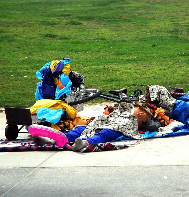 Venice Beach, Thursday, April 7, 2011