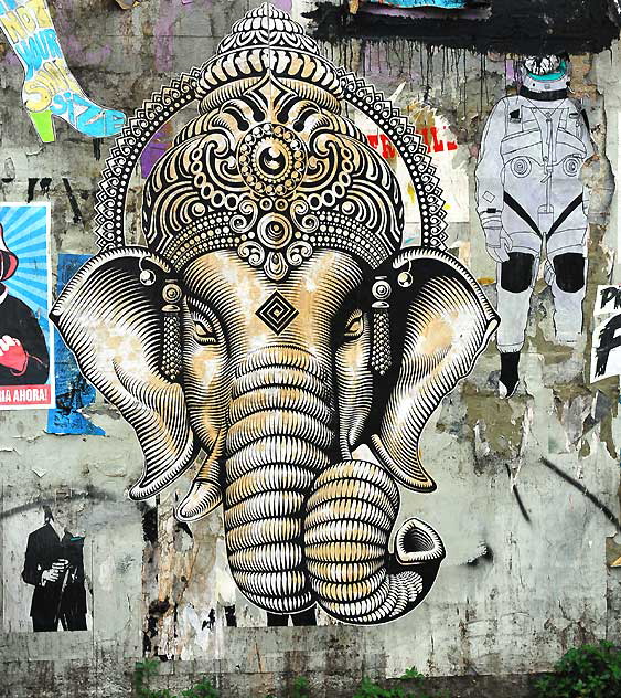 Alley Elephant