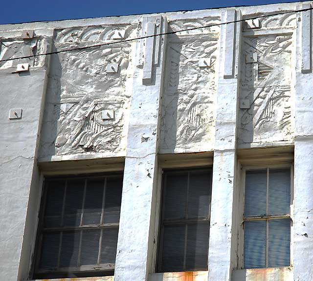 Deco Wall at 100 North Sycamore (at First) - West Los Angeles