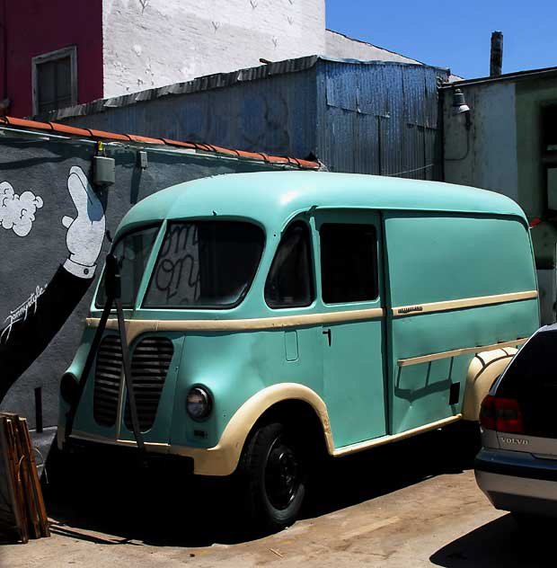 Antique truck, Melrose Avenue back-alley, Monday, May 30, 2011