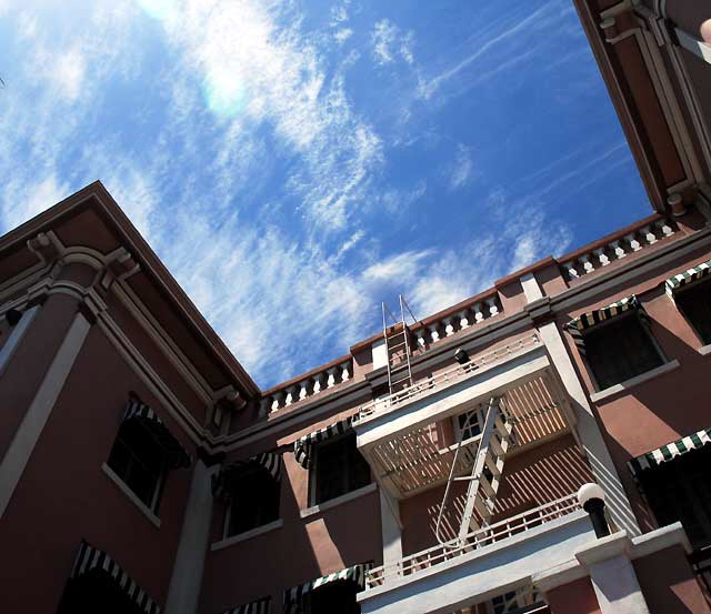 Hollywood Sky, Wednesday, June 1, 2011 - apartments on Hollywood Boulevard