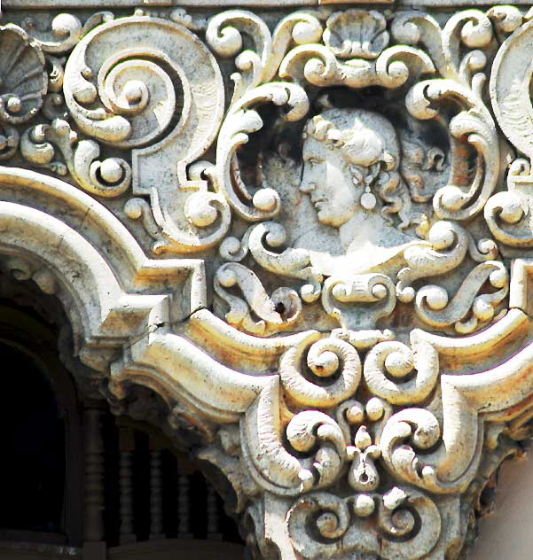 Churrigueresque Spanish Colonial frieze, Hollywood Boulevard