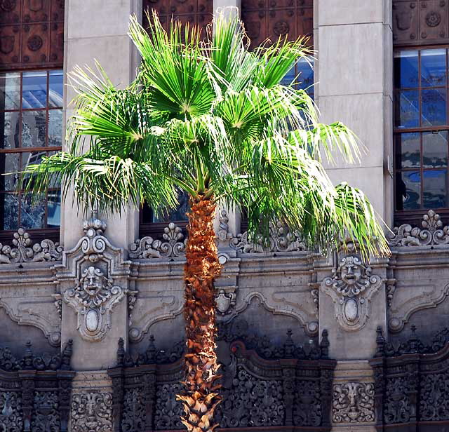 El Capitan Theater, Hollywood Boulevard, Wednesday, June 29, 2011