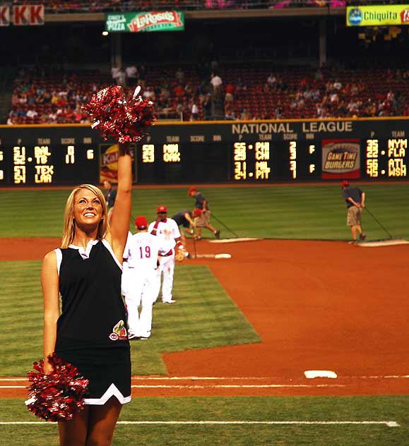 Thursday night, August 28, the Cincinnati Reds play the San Francisco Giants at the Great American Ballpark  and it seem we now have cheerleaders