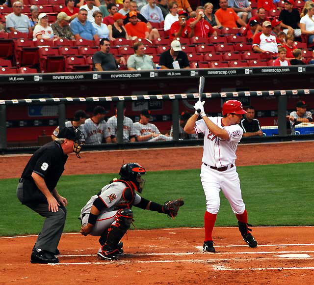 Thursday night, August 28, the Cincinnati Reds play the San Francisco Giants at the Great American Ballpark