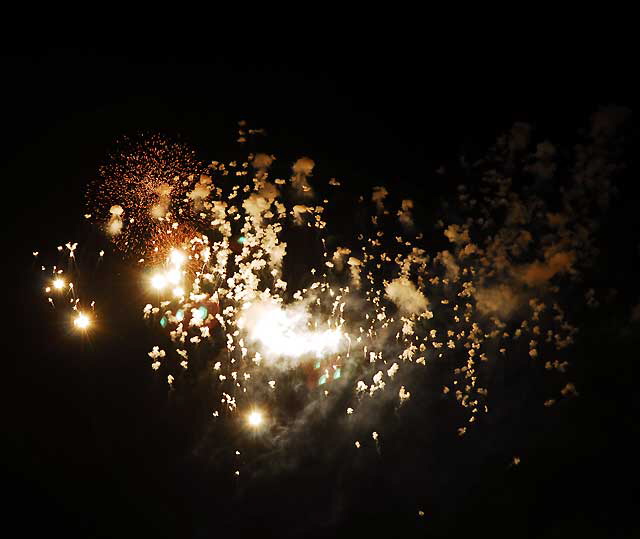 Fireworks as seen from Mount Adams, Cincinnati - August 31, 2008