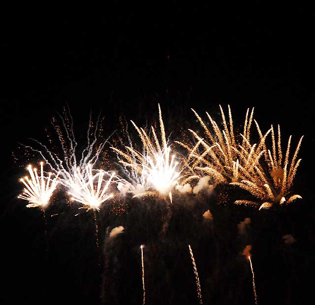 Fireworks as seen from Mount Adams, Cincinnati - August 31, 2008