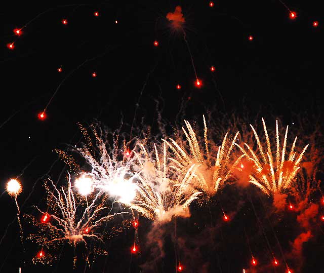 Fireworks as seen from Mount Adams, Cincinnati - August 31, 2008