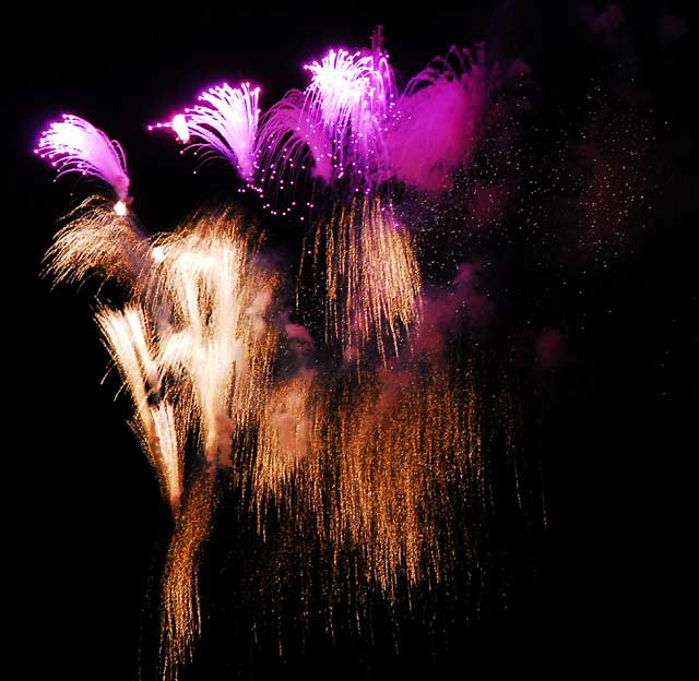 Fireworks as seen from Mount Adams, Cincinnati - August 31, 2008