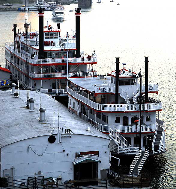 Excursion Boats, Cincinnati
