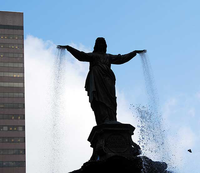 The Tyler Davidson Fountain (1871) - The Genius of Water - Fountain Square, Cincinnati, Ohio - August von Kreling and Ferdinand von Miller