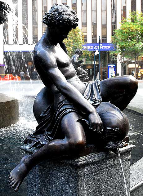 The Tyler Davidson Fountain (1871) - The Genius of Water - Fountain Square, Cincinnati, Ohio - August von Kreling and Ferdinand von Miller