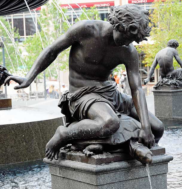 The Tyler Davidson Fountain (1871) - The Genius of Water - Fountain Square, Cincinnati, Ohio - August von Kreling and Ferdinand von Miller